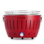 LotusGrill LG G28 U RD – Tragbarer Mini-Holzkohlegrill für den Außenbereich – Rotes Außengehäuse